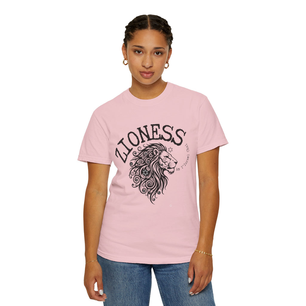 Lioness Zionist T-Shirt for Loud & Proud Jewish Goddesses