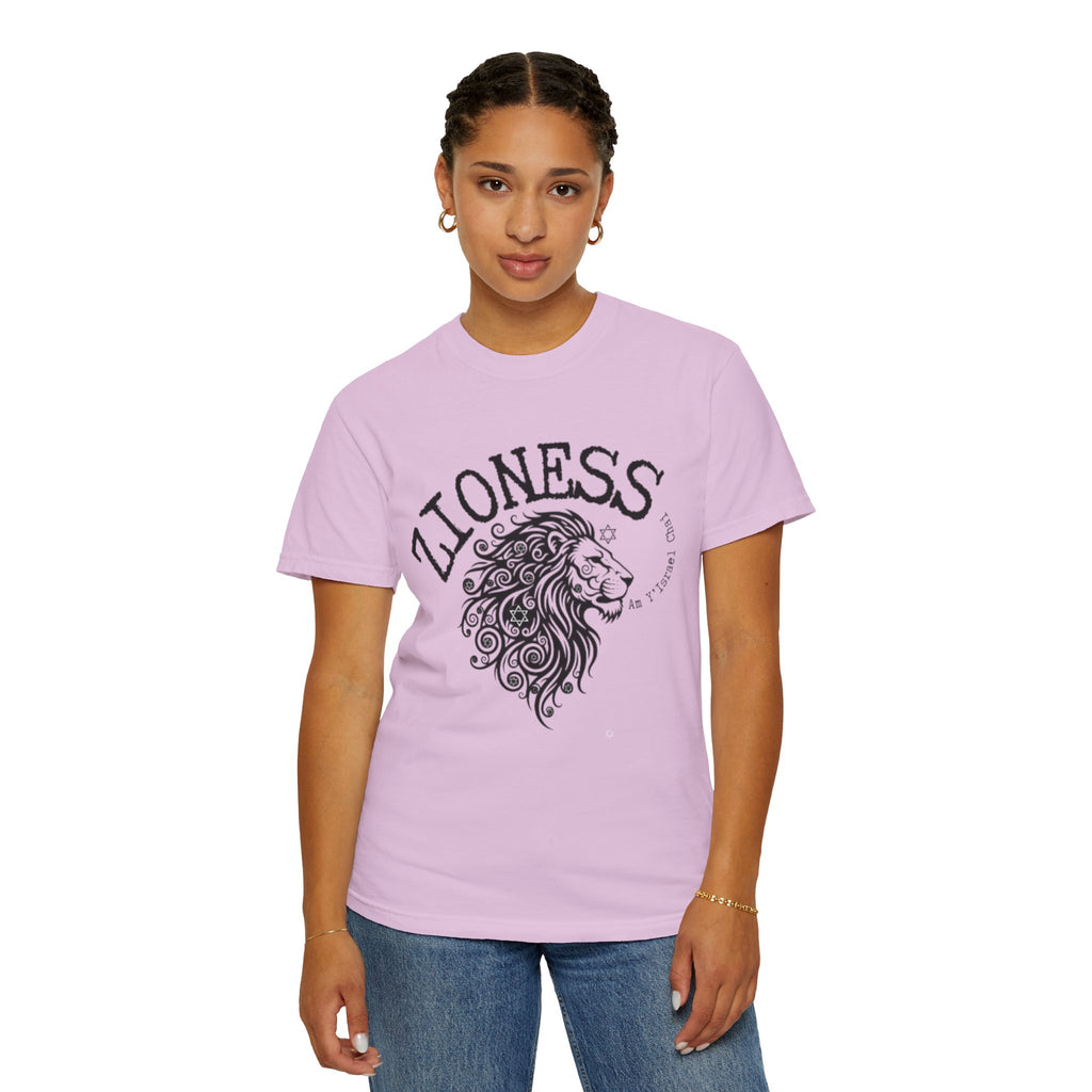 Lioness Zionist T-Shirt for Loud & Proud Jewish Goddesses