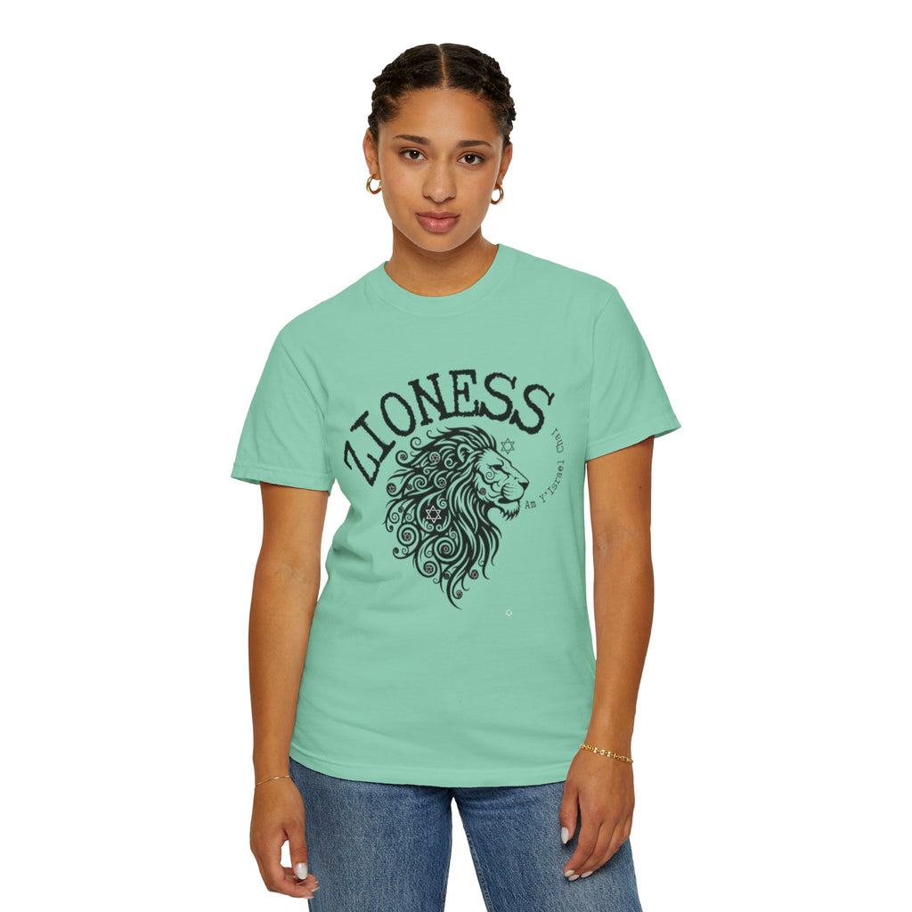 Lioness Zionist T-Shirt for Loud & Proud Jewish Goddesses